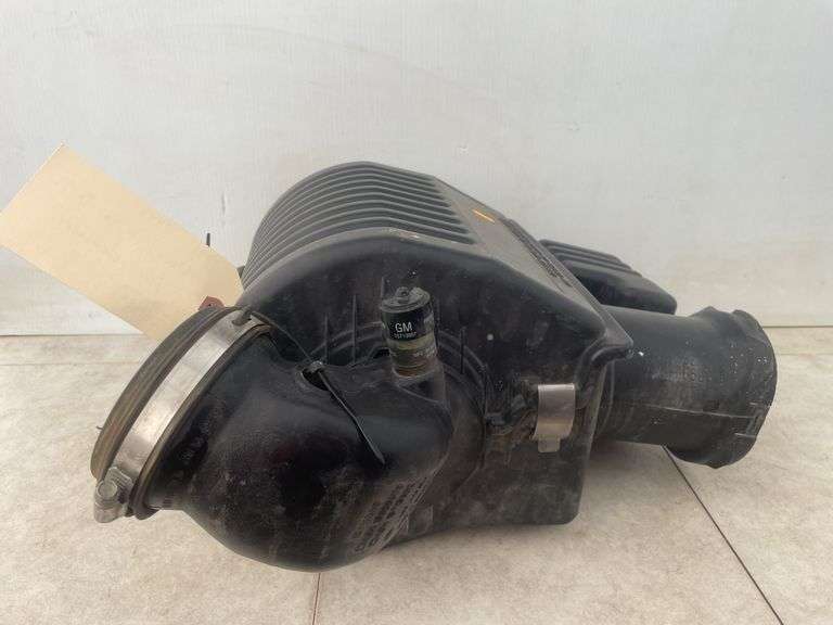 1996-1998 Chevy Vortex 5.7 air cleaner