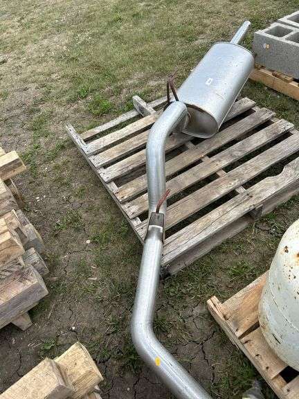 Exhaust system fits Ford F150 2009-current - Crewcab & Supercab models *New takeoff