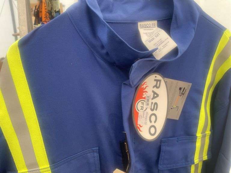 3M  Flame resistant coveralls size 52T