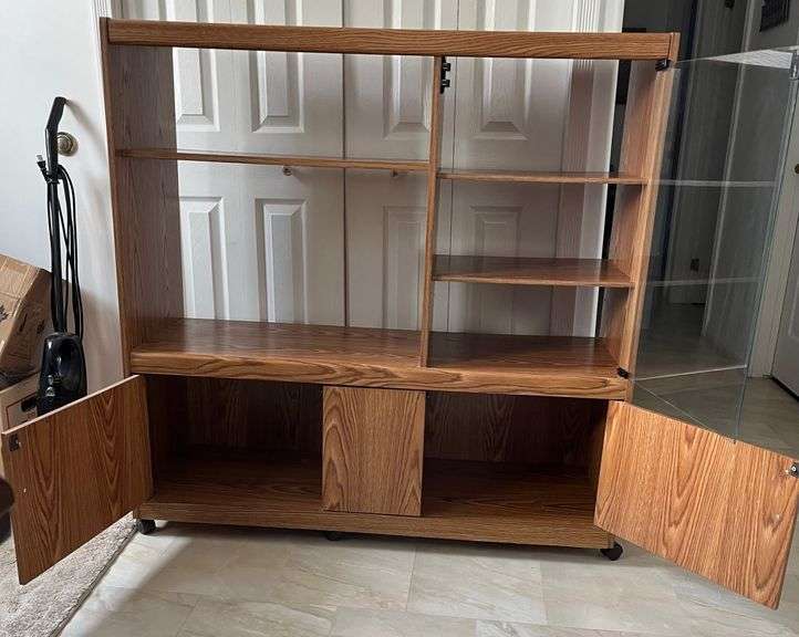 OFFSITE KINISTINO: TV Stand 47" L x 47" H x 16" D