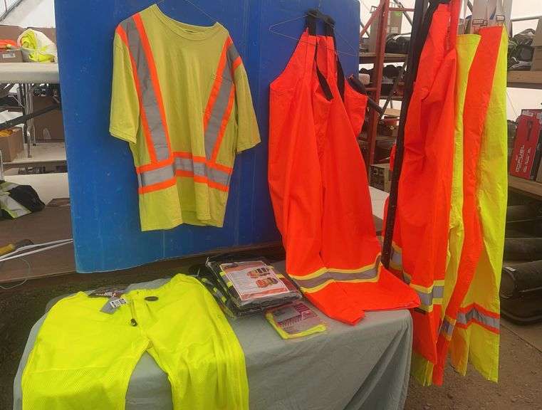 Quantity of safety wear size Small - includes coveralls, bib overall,vest etc.