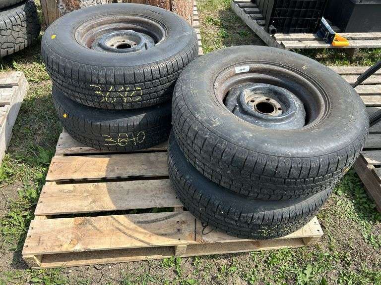 4 tires/rims P235/75R15
