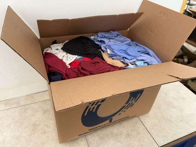 20 lb box of misc colored rags