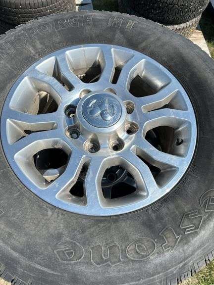 4 tires/rims Dodge 2500 & 3500  LT275/70R18