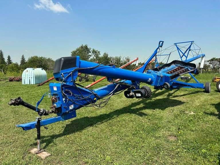 Brandt 1370 Swing Away Auger