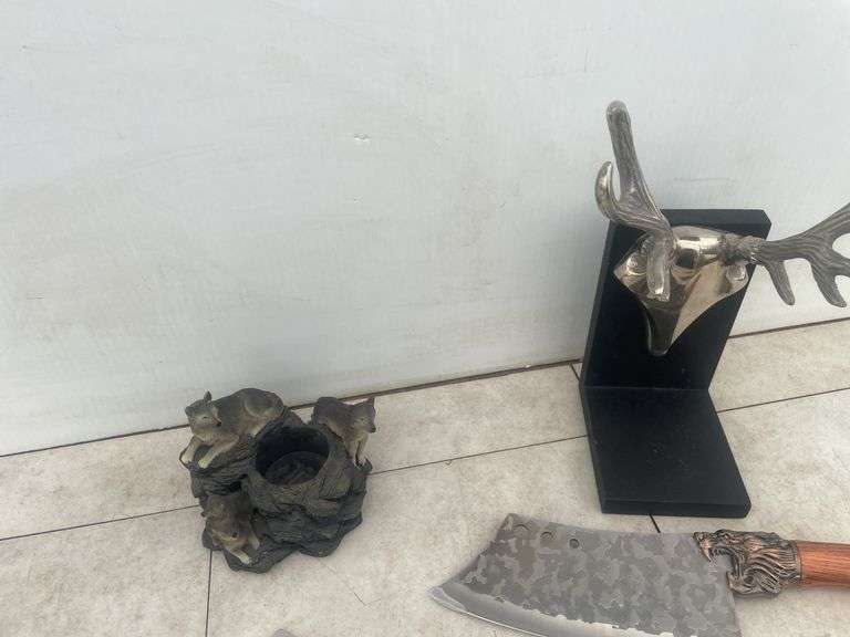 Set of knives etc.