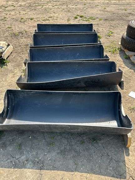 5 livestock feeders