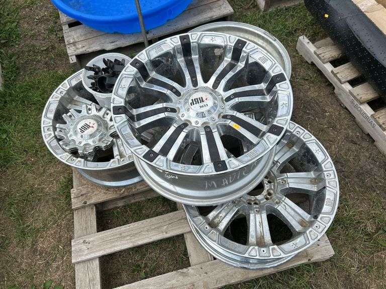 Believe to be 20” BRP rims