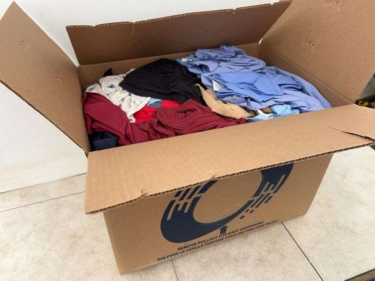 20 lb box of misc colored rags