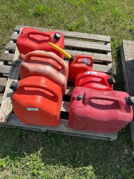 Qty of gas cans