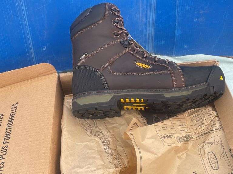 Steel toed safety boots size 11