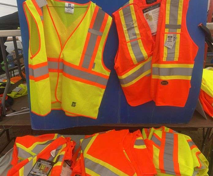 18 -Various styles of hi-viz safety vests - Size 4XL
