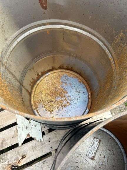 2 metal barrels
