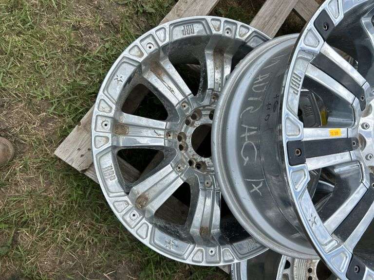 Believe to be 20” BRP rims