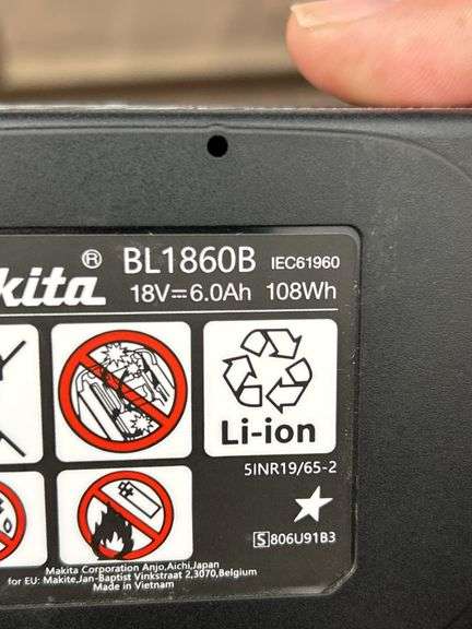 Unused Makita LXT 6.0amp 18v Battery