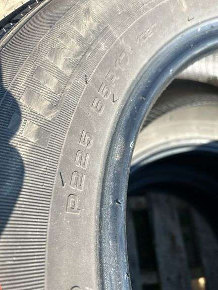 4 tires - 225R65/17 - 2 Ilink and 2 Goodyear