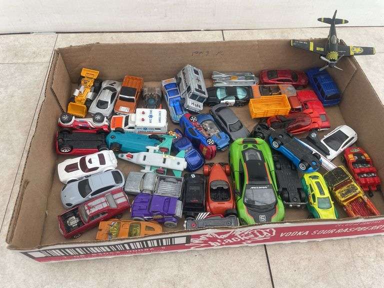 Quantity of toy cars