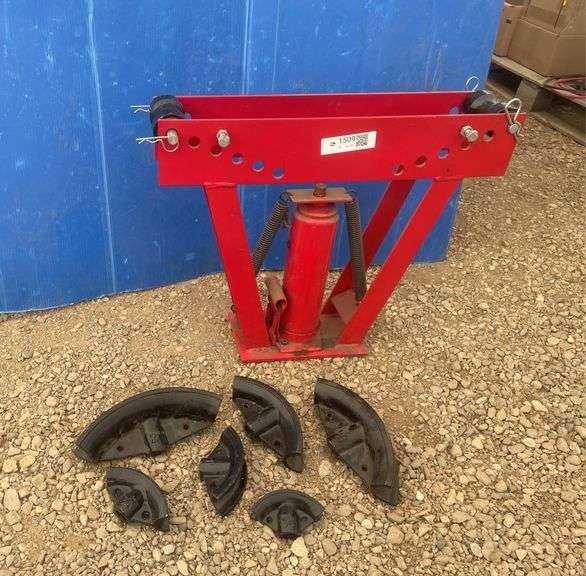 Hydraulic pipe bender  comes with 1/2” - 2" dies