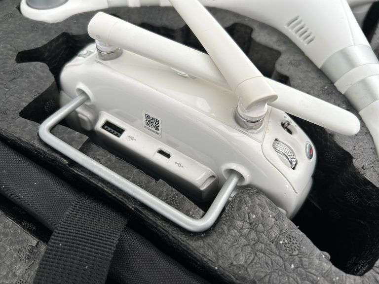 DJI Phantom 3 Advanced Drone