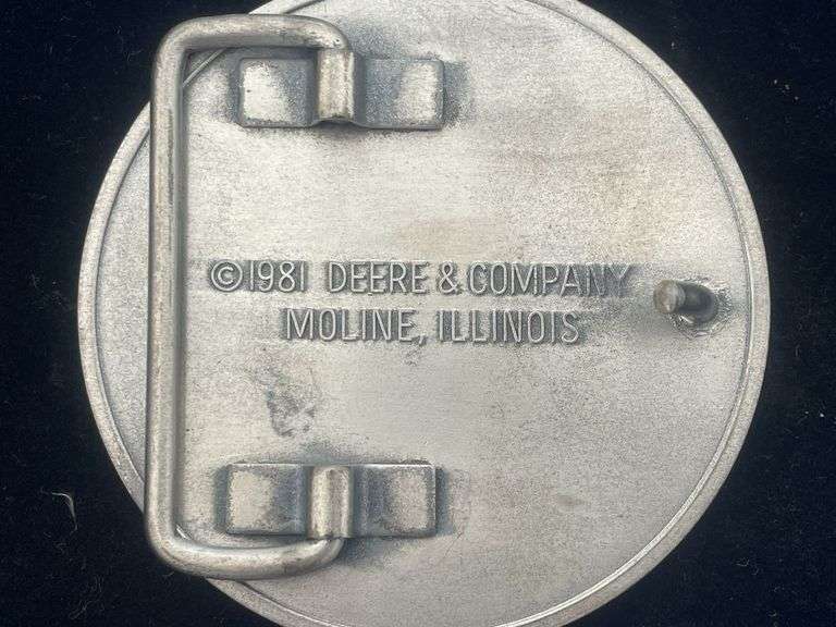 1981 John Deere and Company Moline Illinois belt buckle