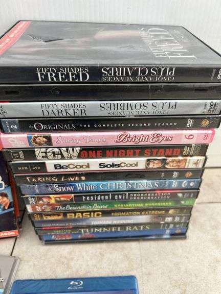 Qty of Blu-Ray movies & DVD movies