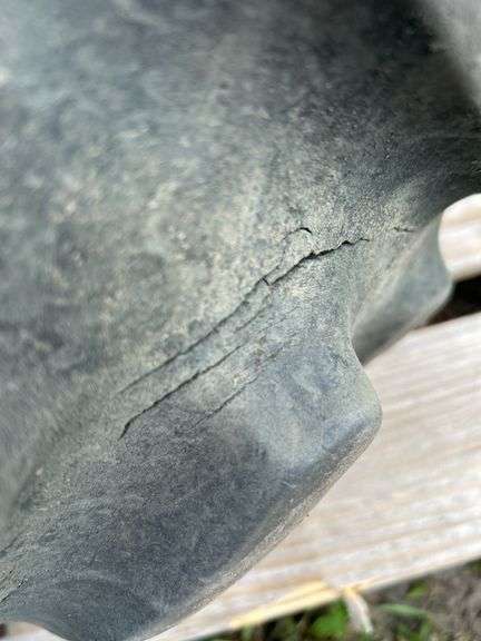 Goodyear Tire/rim 14.9-24