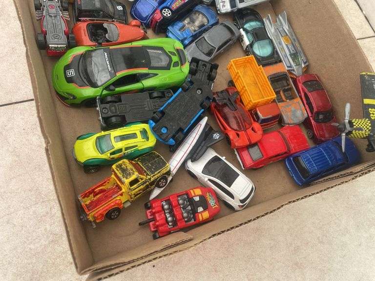 Quantity of toy cars