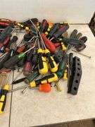 Large quantity of screwdrivers etc.