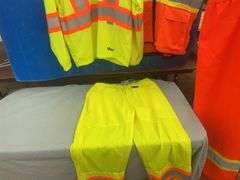 Quantity of 2XL safety wear - including overalls, vests, etc.