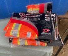 21 Safety vests - size 4XL/5XL