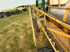 2006 RoGator 1074 Hi Clearance Sprayer