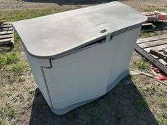 Rubbermaid yard tool storage 55”W x 24”D x 36”T