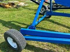 Brandt 1370 Swing Away Auger
