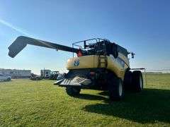 2010 New Holland CR9080