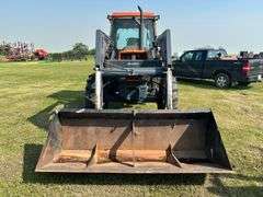 Kubota M8950DT w/ Allied 794 Front End Loader