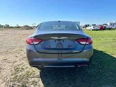 2015 Chrysler 200S