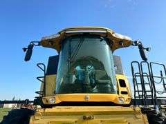 2010 New Holland CR9080