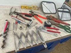 Quantity of misc tools and 2 truck side mirrors 10"x7"