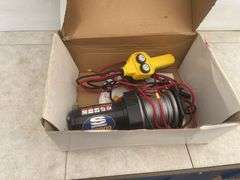 Unused - 12V  LT2000 Superwinch