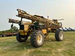 2006 RoGator 1074 Hi Clearance Sprayer