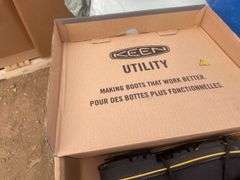 Steel toed safety boots size 8
