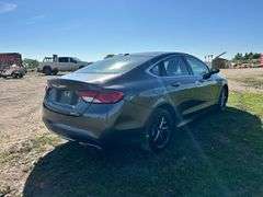 2015 Chrysler 200S
