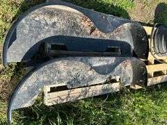 Pair of 6ft fenders - unused