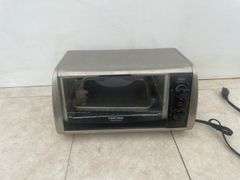 Black and Decker Toaster-R-Oven - heats up