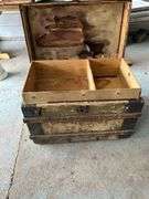 OFFSITE MELFORT: Antique Steamer Trunk