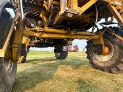 2006 RoGator 1074 Hi Clearance Sprayer