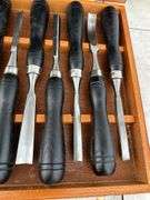 Smith & Wesson wood carving kit