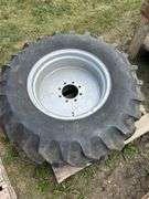 Goodyear Tire/rim 14.9-24