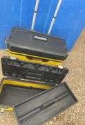 Stanley 2 piece tool box on wheels