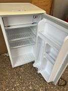 Danby mini fridge - owner says works